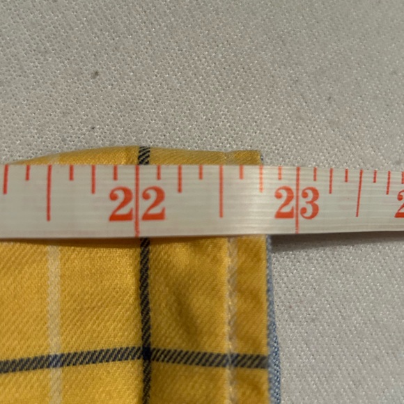 Tommy Hilfiger Men's Long Sleeved Yellow Striped Shirt Size M - Picture 7 of 7